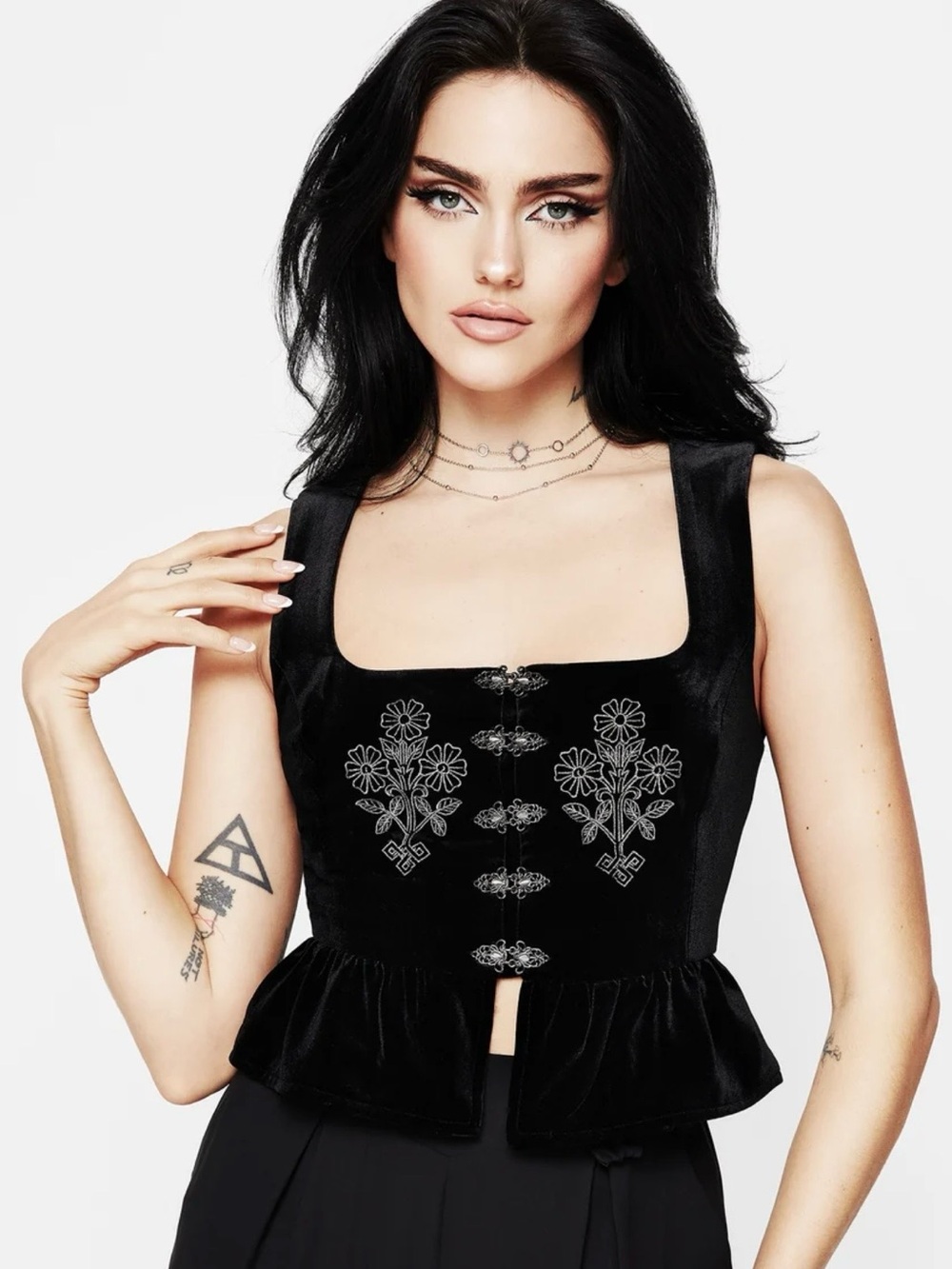Disturbia Hellebore Floral Embroidered Black Velvet Peplum Waistcoat Top Size 14